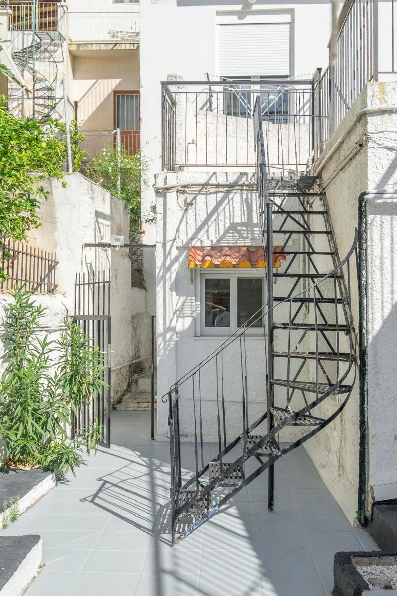 Detached House 1Km From Acropolis Filopappou Villa Atenas Exterior foto